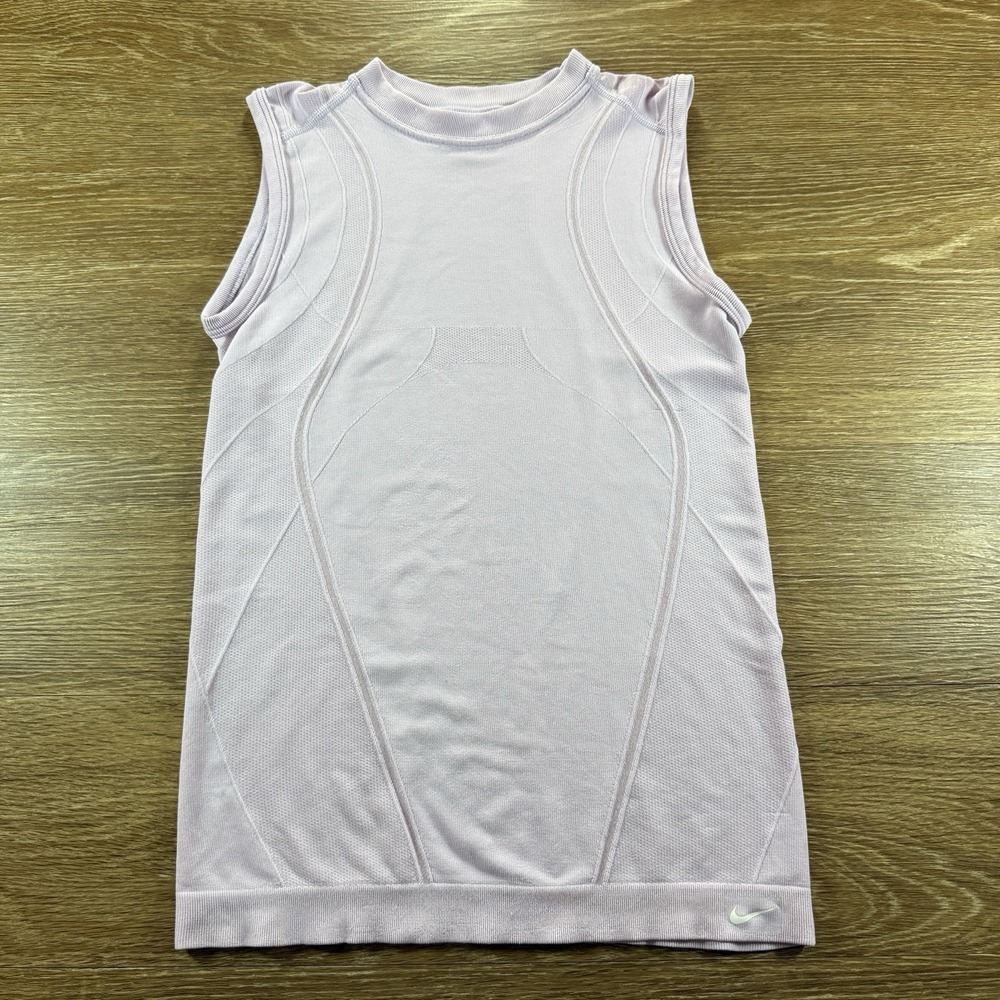 Nike Dri-FIT Seamless Compression Tank Top Women's S/M Pink Athletic Lightweight